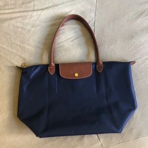 NEW – longchamp tote (large)